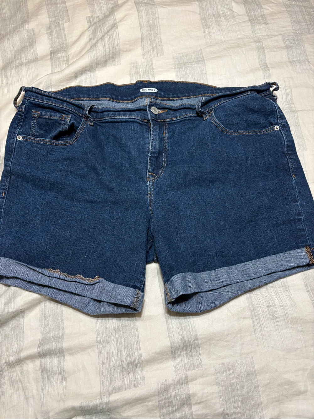 Old Navy Dark Blue Denim Roll-Cuffed Women's Shorts
